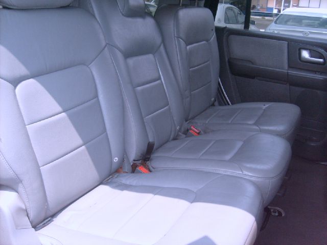 Ford Expedition 2003 photo 14