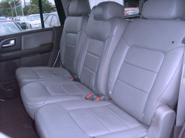 Ford Expedition 2003 photo 21
