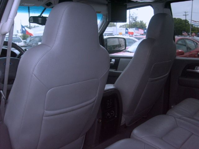 Ford Expedition 2003 photo 22