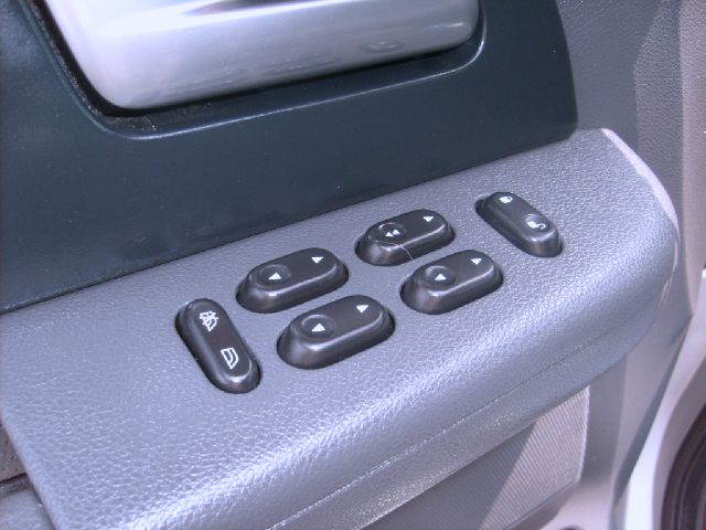 Ford Expedition 2003 photo 3