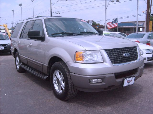 Ford Expedition 2003 photo 39
