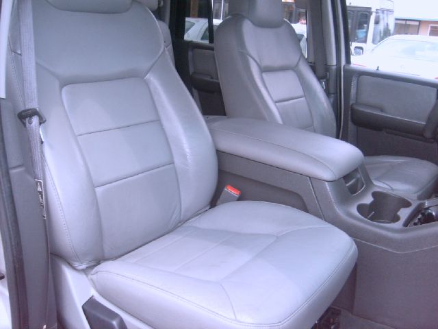 Ford Expedition 2003 photo 7
