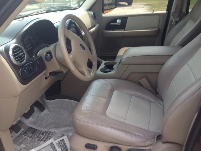 Ford Expedition 2003 photo 3