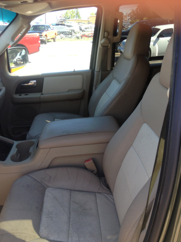 Ford Expedition 2003 photo 1