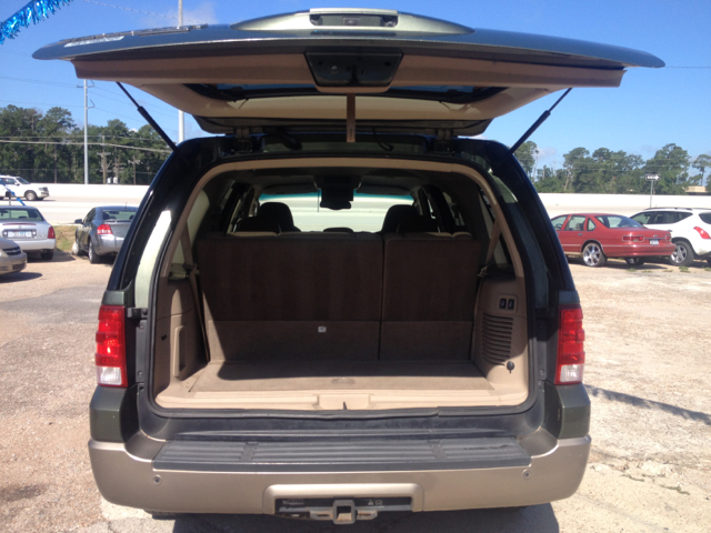Ford Expedition 2003 photo 9
