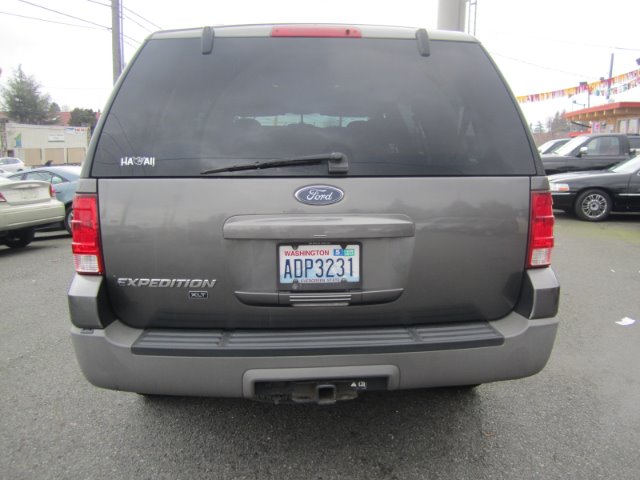 Ford Expedition 2003 photo 2