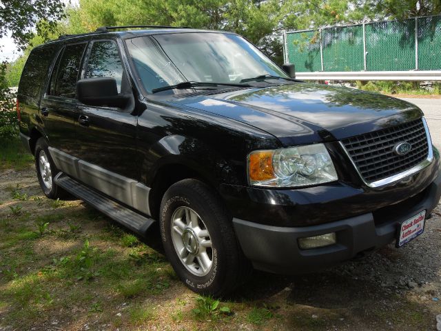 Ford Expedition MOON BOSE Quads SUV