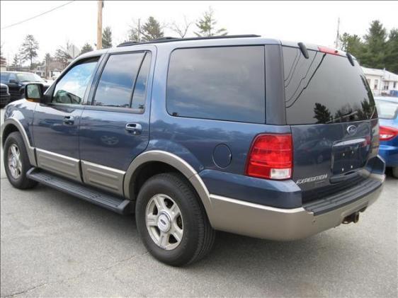 Ford Expedition 2003 photo 2