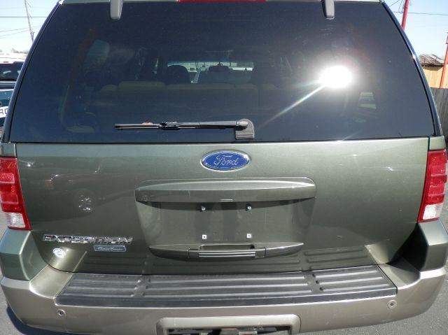 Ford Expedition 2003 photo 3