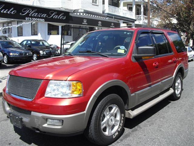 Ford Expedition 2003 photo 2