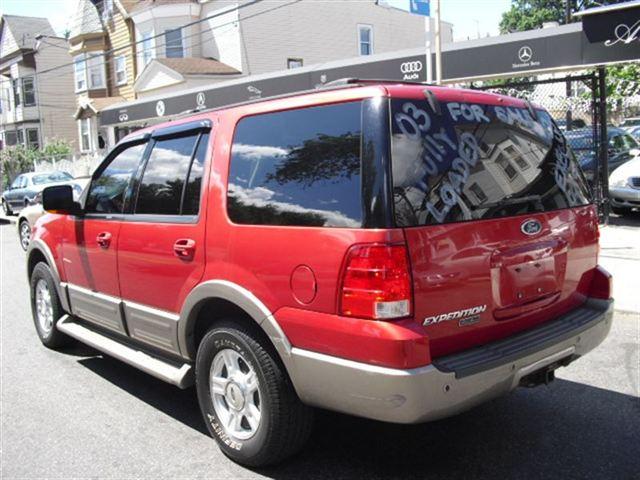 Ford Expedition 2003 photo 3