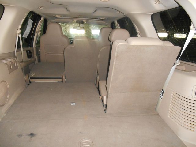 Ford Expedition E320 - Extra Sharp SUV