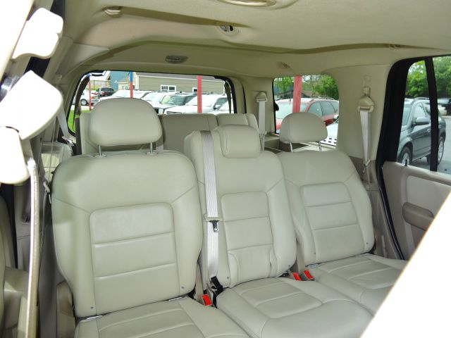Ford Expedition 2003 photo 3