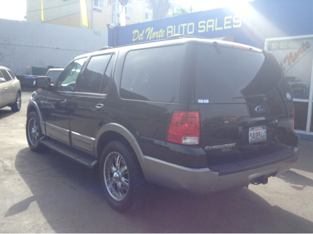 Ford Expedition 2003 photo 3