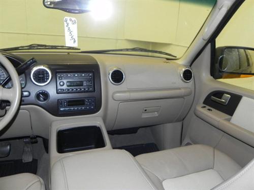 Ford Expedition 2003 photo 3