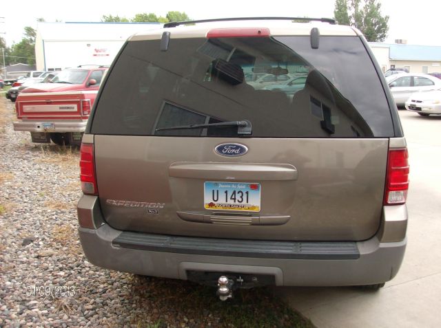 Ford Expedition 2003 photo 3