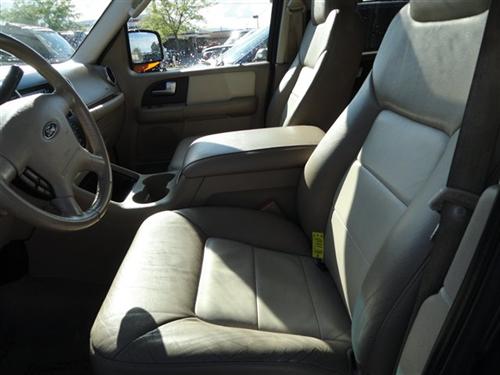 Ford Expedition 2003 photo 3