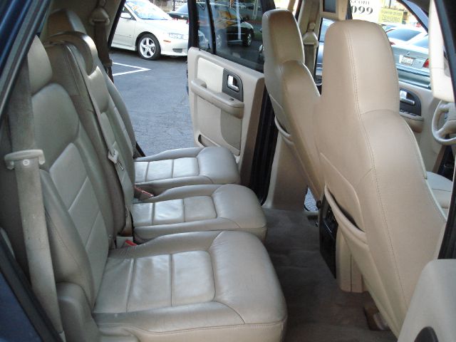 Ford Expedition 2003 photo 21