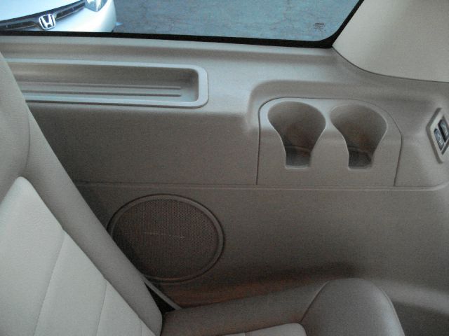 Ford Expedition 2003 photo 28