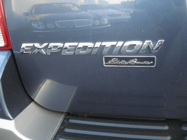 Ford Expedition 2003 photo 3