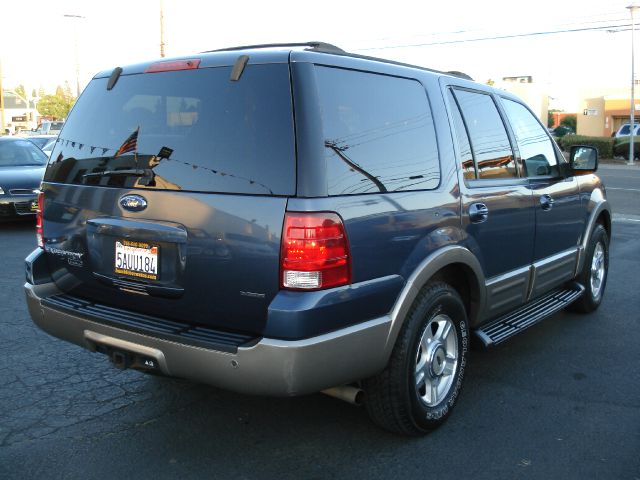 Ford Expedition 2003 photo 35
