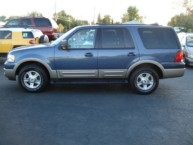 Ford Expedition 2003 photo 37