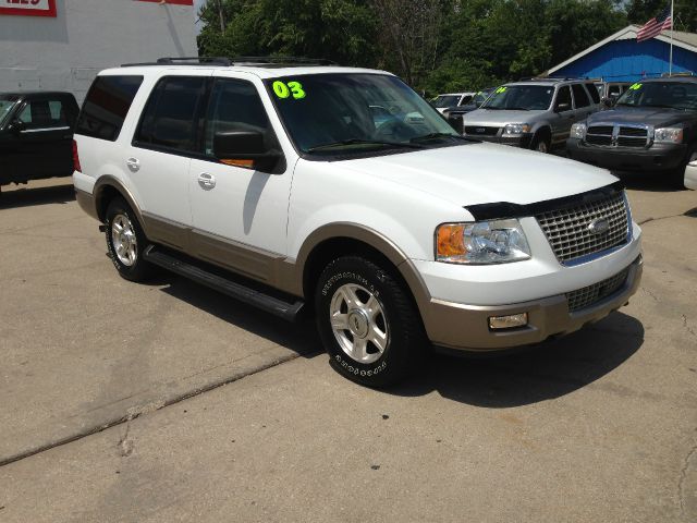Ford Expedition 2003 photo 2