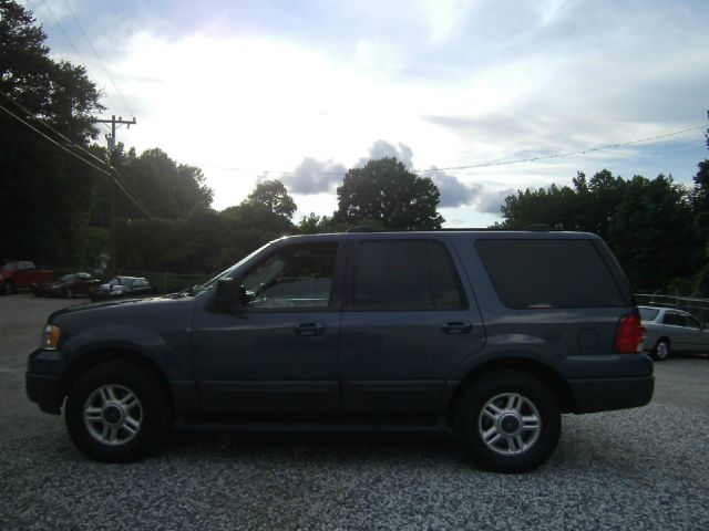 Ford Expedition 2003 photo 2