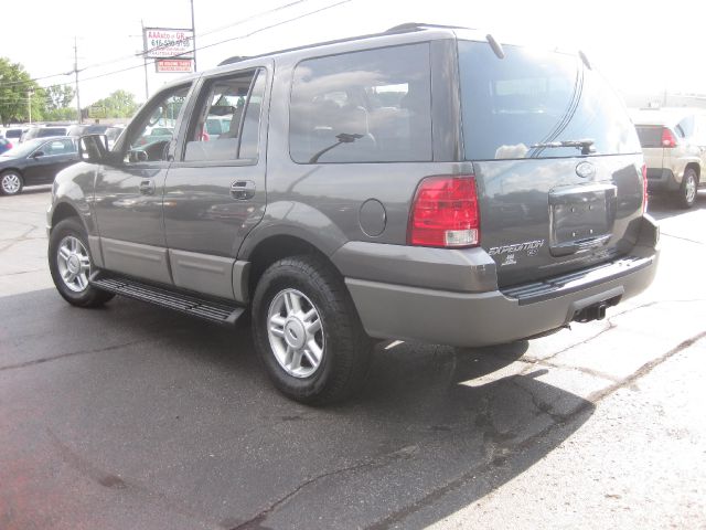Ford Expedition 2003 photo 3