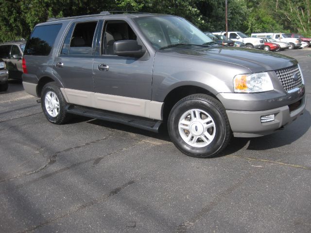 Ford Expedition 2003 photo 4