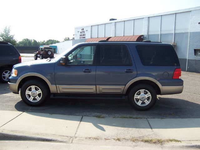 Ford Expedition 2003 photo 2