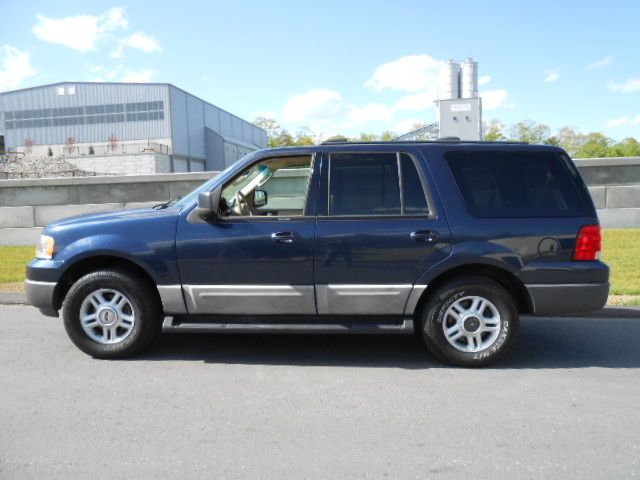 Ford Expedition 2003 photo 11