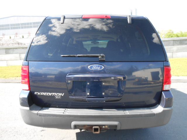 Ford Expedition 2003 photo 12