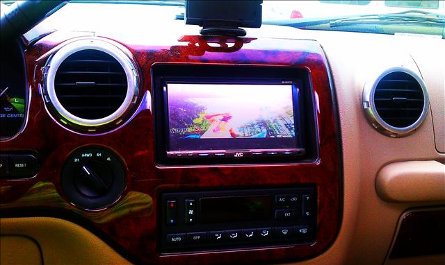 Ford Expedition 2003 photo 2