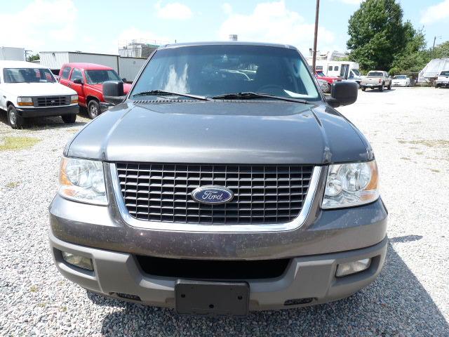 Ford Expedition 2003 photo 3