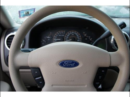 Ford Expedition 2003 photo 5