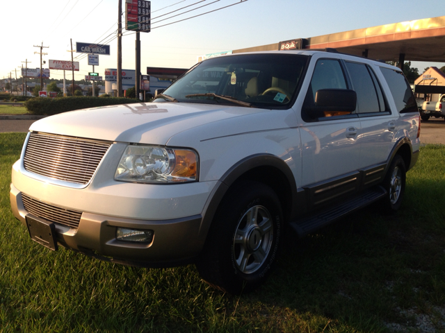Ford Expedition 2003 photo 2