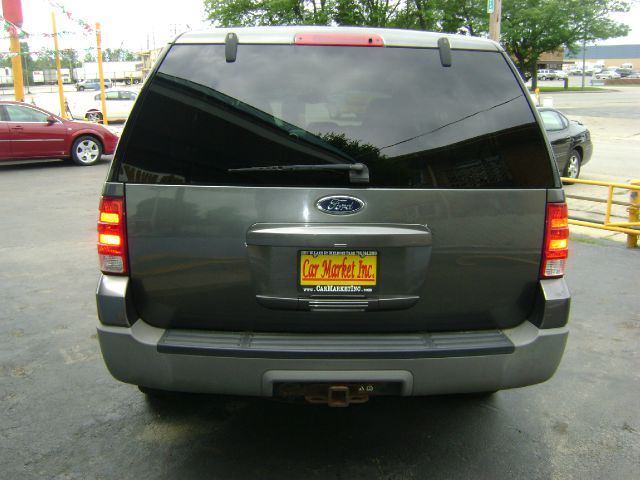 Ford Expedition 2003 photo 9