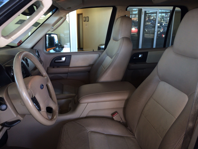 Ford Expedition 2003 photo 3