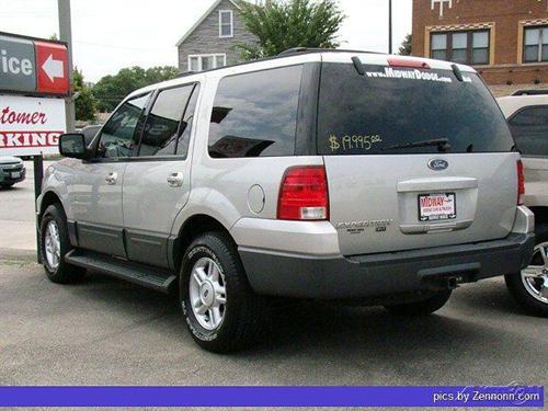 Ford Expedition 2003 photo 2