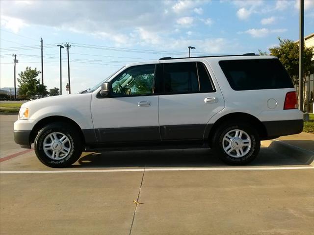 Ford Expedition 2003 photo 3