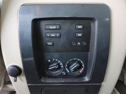 Ford Expedition 2003 photo 2