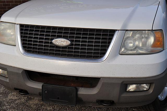 Ford Expedition 2003 photo 1