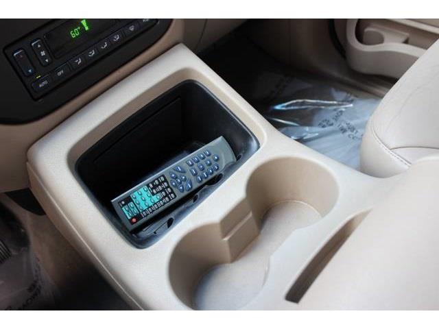 Ford Expedition 2003 photo 12