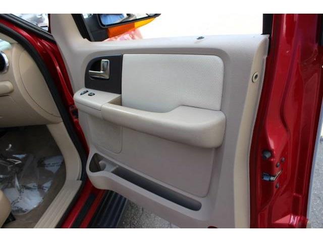 Ford Expedition 2003 photo 19