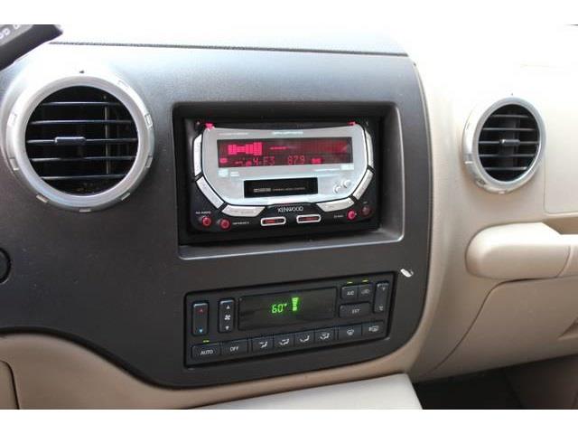 Ford Expedition 2003 photo 5