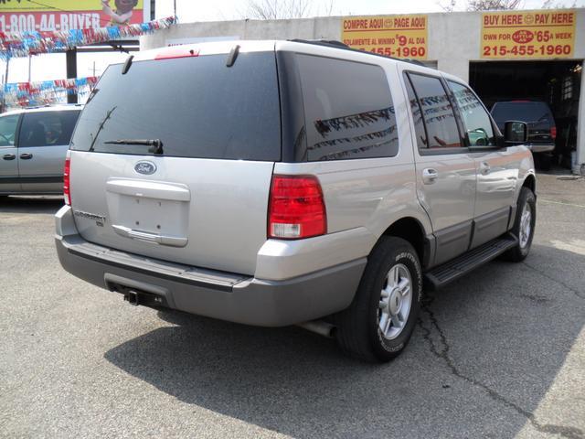 Ford Expedition 2003 photo 3
