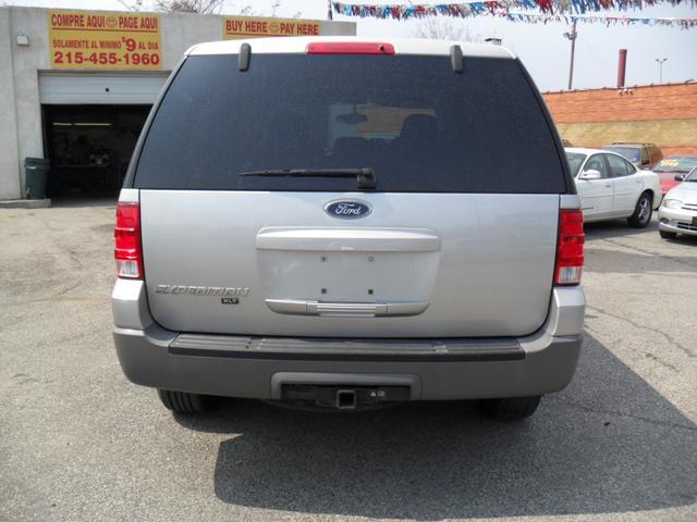Ford Expedition 2003 photo 4