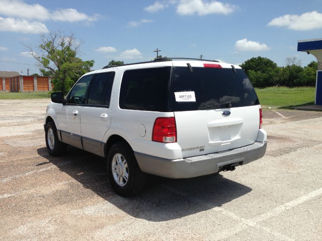 Ford Expedition 2dr HB Man Spec SUV