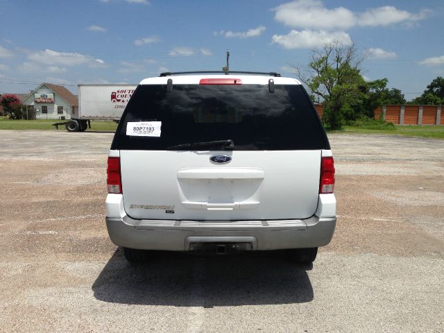 Ford Expedition 2003 photo 1